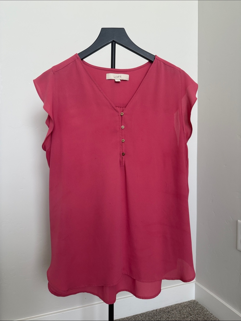 LOFT Raspberry Pink V-Neck Button-Front Cap Sleeve Blouse